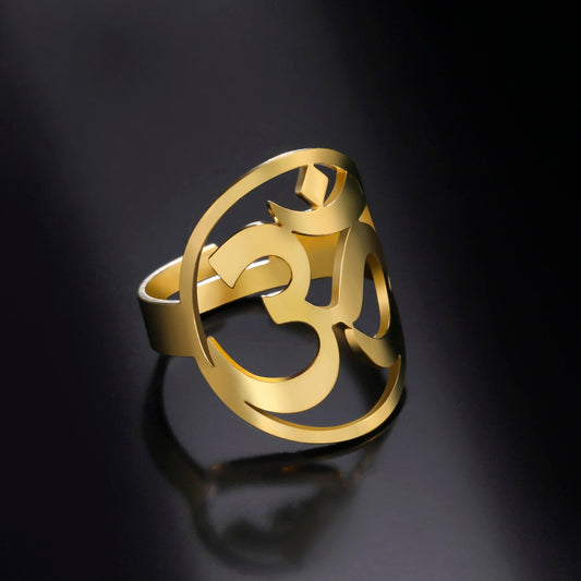 Elevate Your Yoga Practice with Our Big Yoga Om Ring Amulet – A Symbol of Spiritual Power and Balance! 